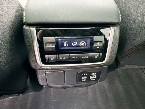 Used 2024 Subaru Ascent Onyx Edition Limited AWD/4WD image 28