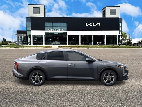 New 2026 Kia K4 FWD image 7