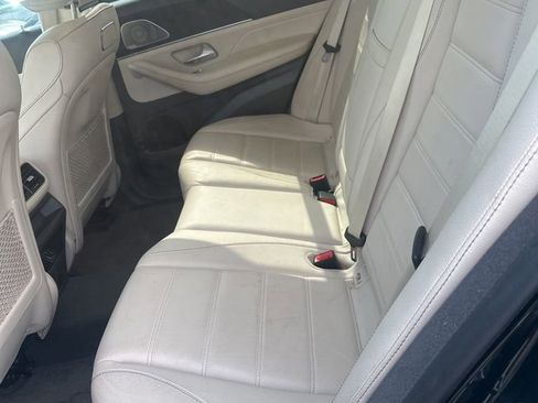 Used 2020 Mercedes-Benz GLE 350 4MATIC image 4