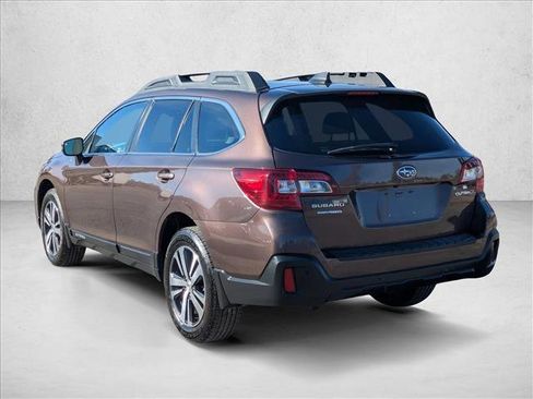 Used 2019 Subaru Outback 2.5i Limited w/ Popular Package #2 image 10