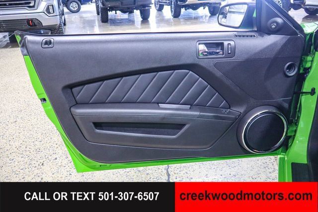 Used 2013 Ford Mustang GT Premium w/ Security Pkg RWD image 42