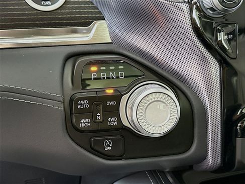 Used 2023 RAM 1500 Limited AWD/4WD image 15