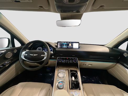 Used 2022 Genesis GV80 2.5T w/ Advanced Package 02 AWD/4WD image 18
