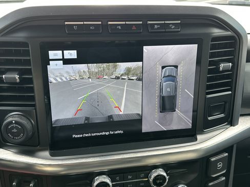 Used 2023 Ford F150 Lariat w/ Trailer Tow Package image 26