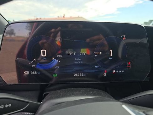 Used 2024 Chevrolet Blazer EV LT AWD/4WD image 13