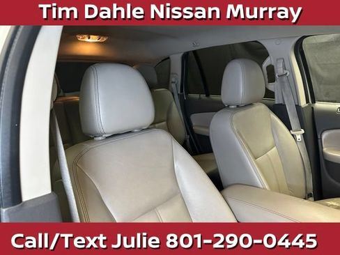 Used 2013 Ford Edge Limited AWD/4WD image 16