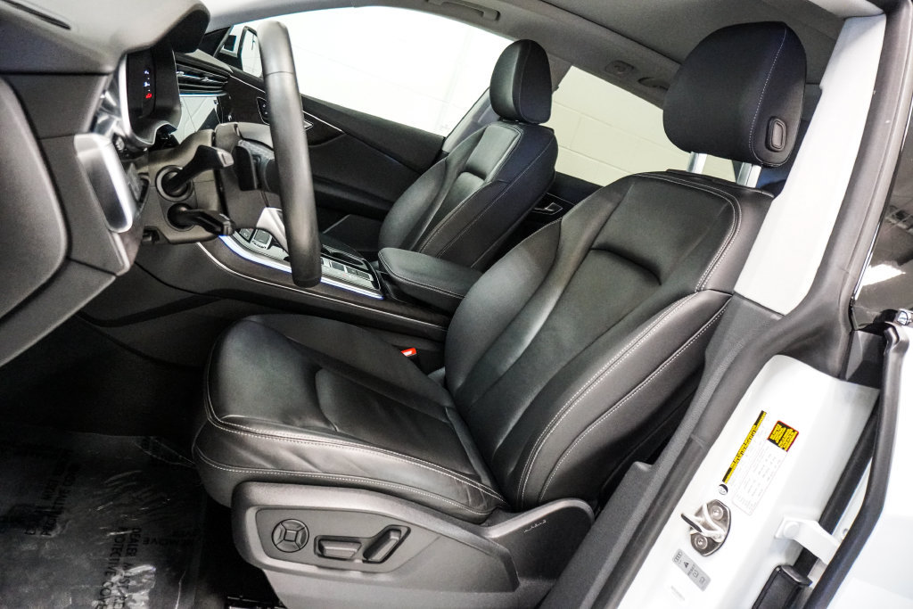 Used 2022 Audi Q8 Premium AWD/4WD image 6