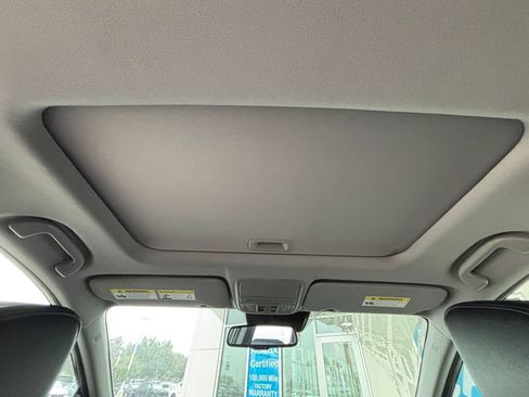 Used 2020 Honda CR-V Touring image 19