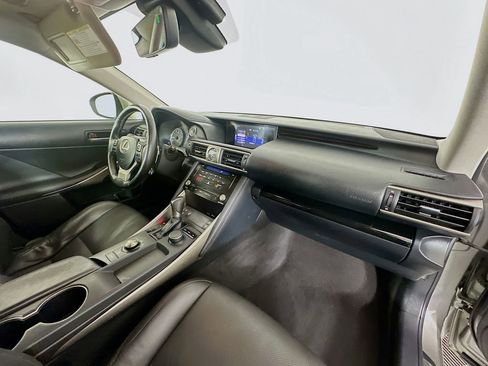 Used 2017 Lexus IS 300 AWD image 28