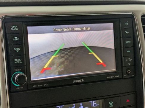 Used 2011 Jeep Grand Cherokee Overland image 25