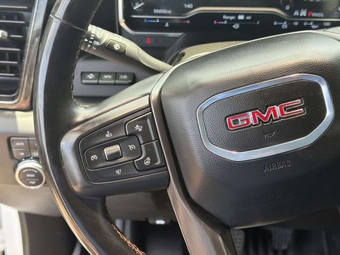 Used 2025 GMC Sierra 2500 AT4 w/ AT4 Premium Plus Package AWD/4WD image 29