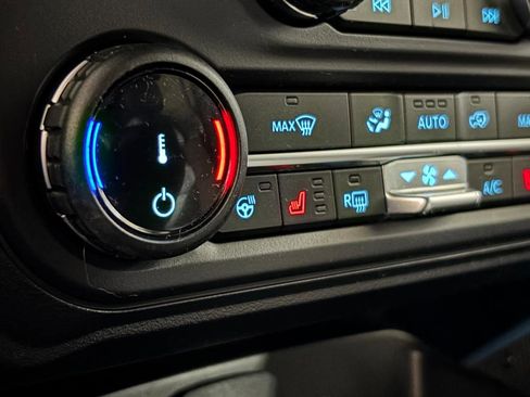 Used 2022 Ford Bronco Wildtrak image 24