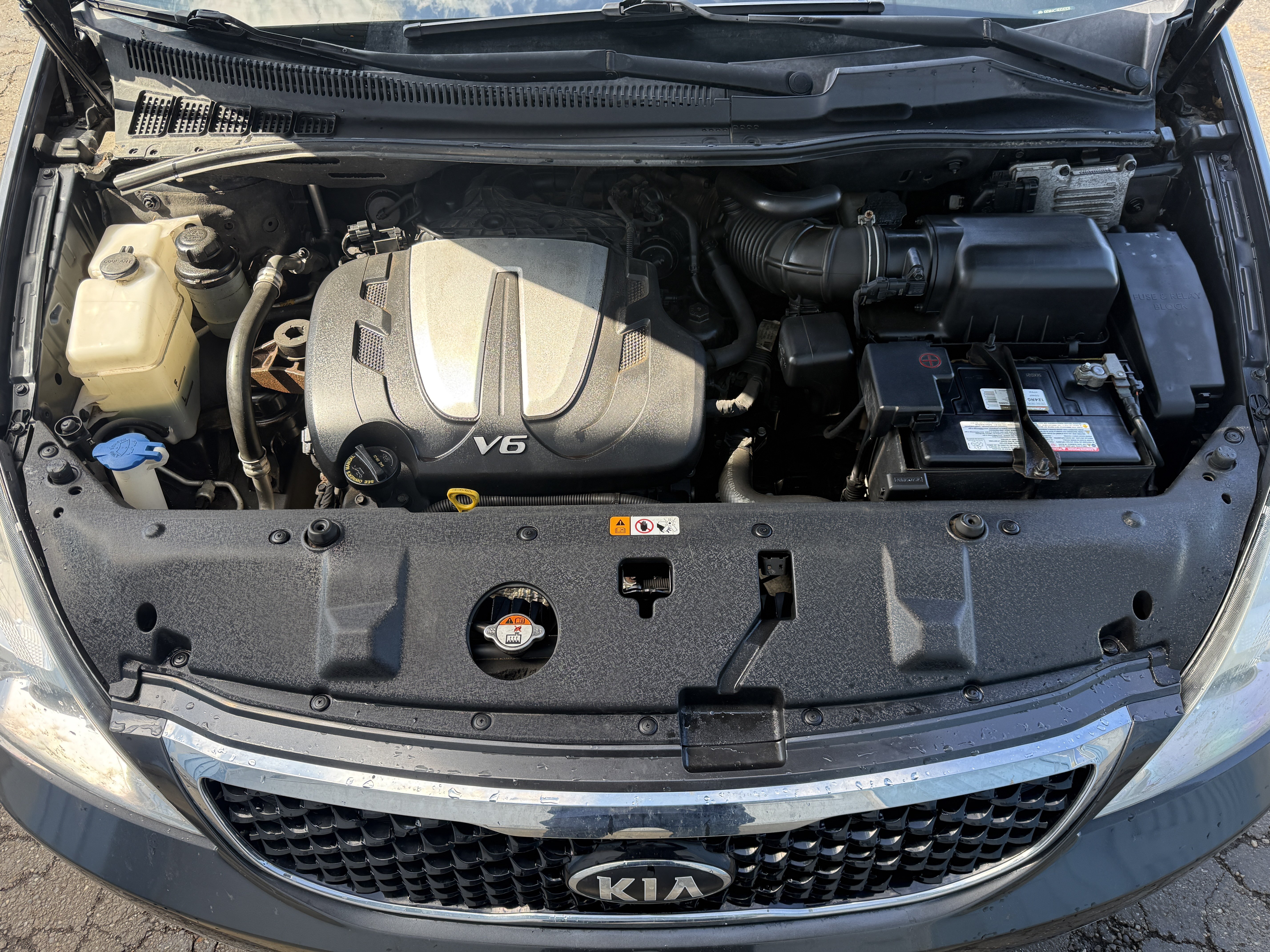 Used 2014 Kia Sedona EX w/ Luxury Package FWD image 35
