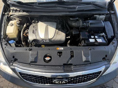 Used 2014 Kia Sedona EX w/ Luxury Package FWD image 35