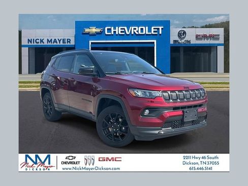 Used 2022 Jeep Compass Latitude AWD/4WD image 1