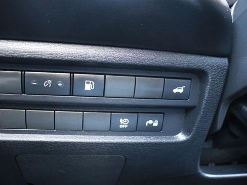 Used 2024 Mitsubishi Outlander 4WD Plug-In Hybrid image 29