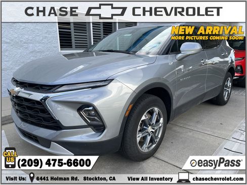 Used 2024 Chevrolet Blazer LT FWD image 1