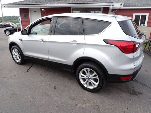 Used 2019 Ford Escape SE AWD/4WD image 4