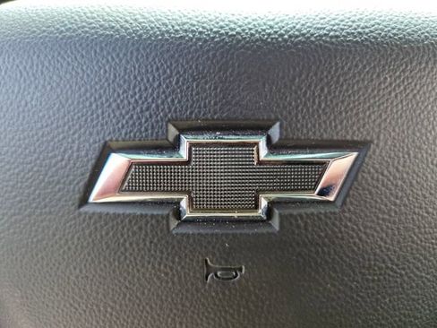 Used 2025 Chevrolet Silverado 1500 Custom Trail Boss image 30