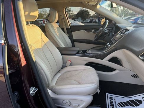 Used 2019 Lincoln Nautilus Reserve w/ Cargo Utility Package image 16