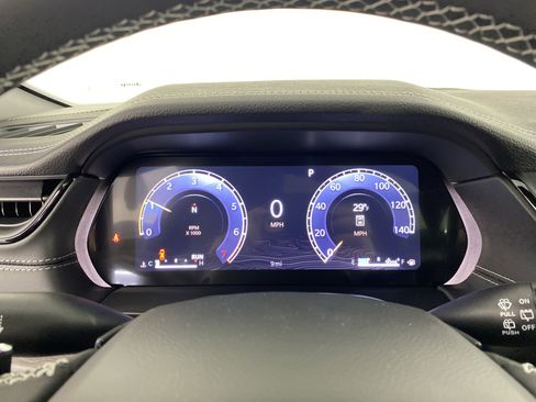 New 2026 Jeep Grand Cherokee Limited image 37