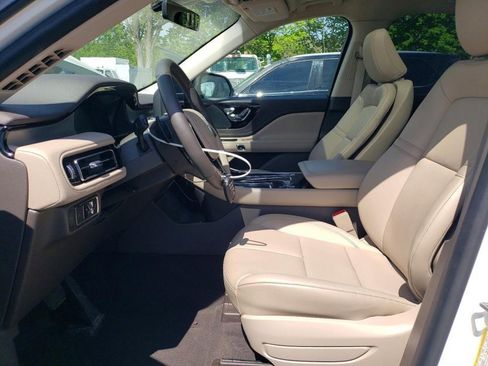 Used 2023 Lincoln Aviator AWD w/ Premium Package image 5