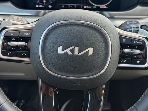 Used 2024 Kia Sorento SX Prestige AWD/4WD image 15