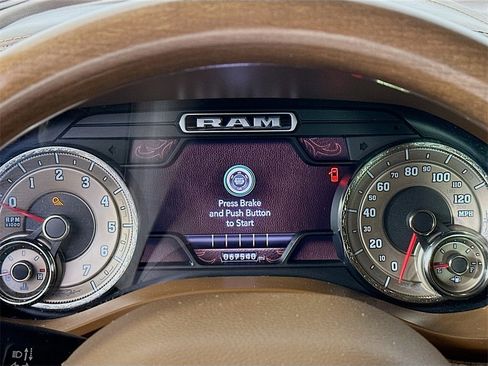 Used 2020 RAM 1500 Limited image 12