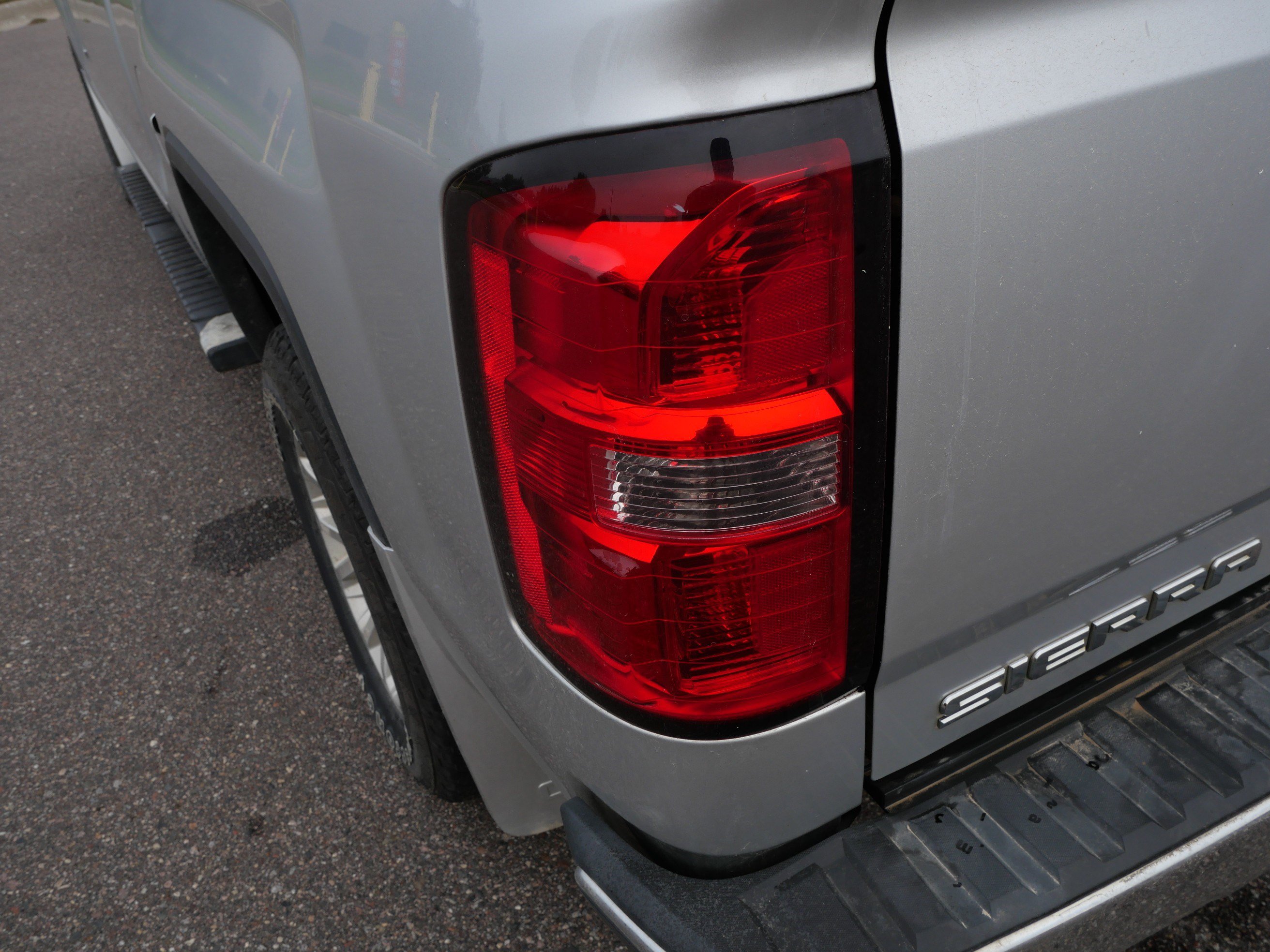 Used 2014 GMC Sierra 1500 SLE w/ SLE Value Package AWD/4WD image 18