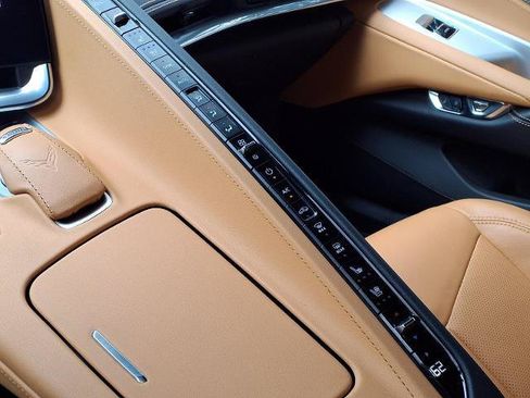 Used 2020 Chevrolet Corvette Stingray Preferred Cpe w/ 2LT Preferred Equipment Group RWD image 7