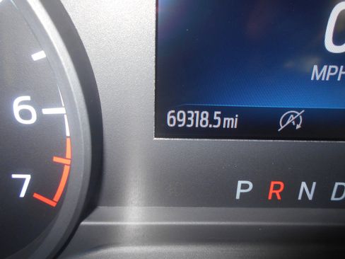 Used 2021 Ford F150 Cloth image 13