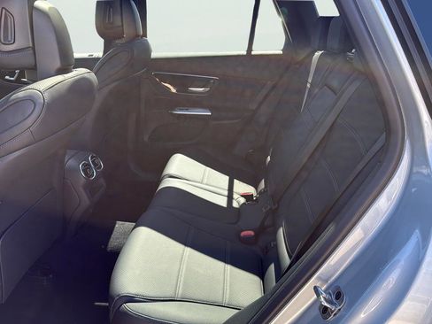 Used 2026 Mercedes-Benz GLC 300 4MATIC image 20