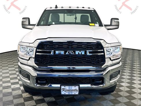 Used 2024 RAM 2500 Tradesman w/ Chrome Appearance Group image 2
