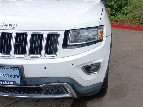 Used 2014 Jeep Grand Cherokee Limited w/ Trailer Tow Group IV AWD/4WD image 9