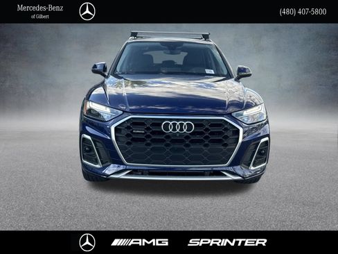 Used 2022 Audi Q5 2.0T Premium Plus w/ Premium Plus Package AWD/4WD image 2