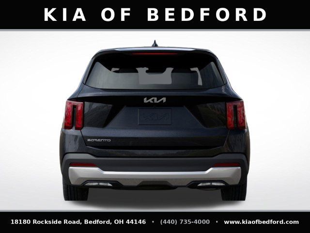 Used 2025 Kia Sorento LX FWD image 16