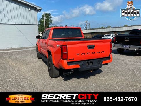 Used 2024 Toyota Tacoma TRD Sport AWD/4WD image 7