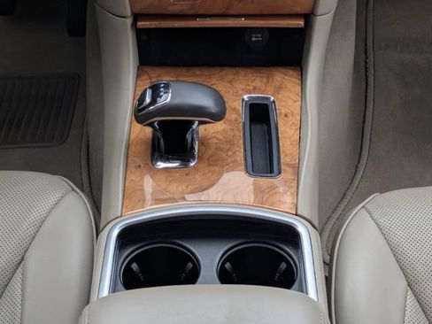 Used 2014 Chrysler 300 C RWD image 21