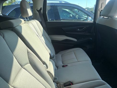 Used 2025 Subaru Ascent Premium w/ Popular Package #1 AWD/4WD image 10