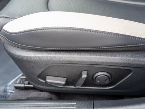 Used 2025 Kia K5 GT-Line w/ GT-Line Premium Package image 21