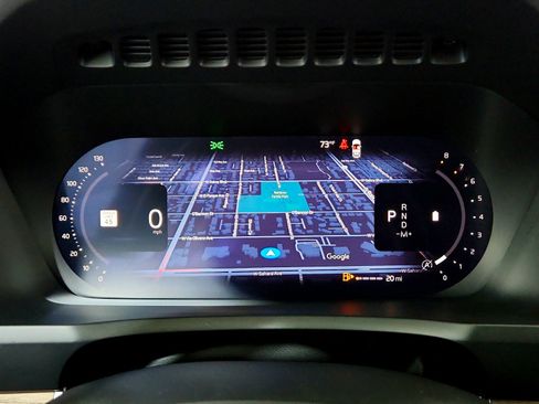 Used 2026 Volvo XC90 B6 Plus image 12