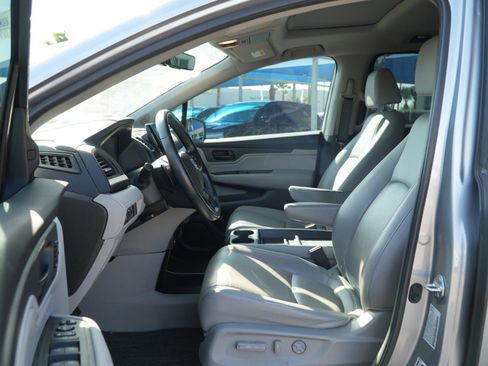 Used 2023 Honda Odyssey EX-L image 11