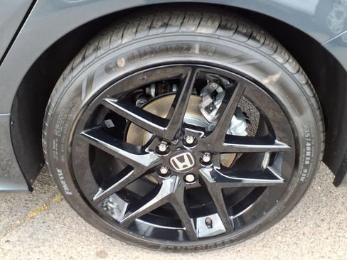 Used 2025 Honda Civic Sport image 8
