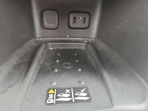 Used 2018 GMC Acadia Denali AWD/4WD image 36