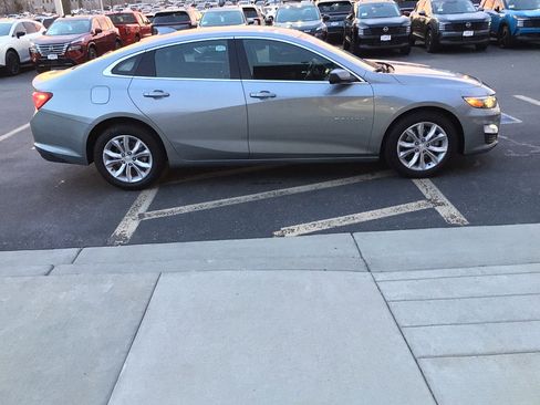 Used 2024 Chevrolet Malibu LT image 6