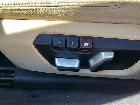 Used 2017 BMW 320i 320i image 18