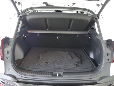 Used 2024 Kia Seltos SX w/ SX Sunroof Package AWD/4WD image 19