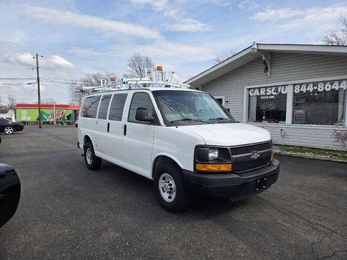Used 2013 Chevrolet Express 2500 image 1