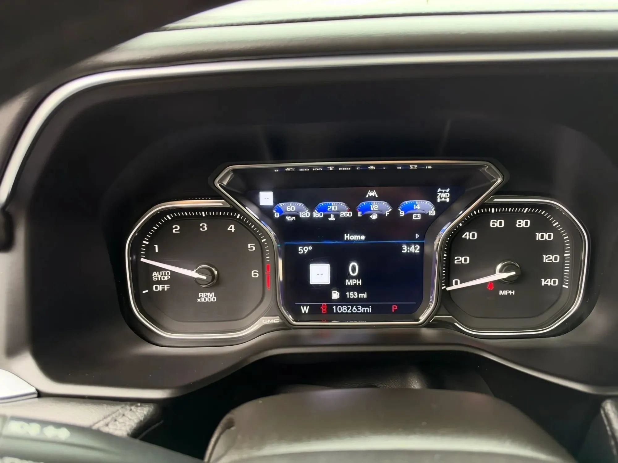 Used 2021 GMC Yukon Denali w/ Denali Premium Package AWD/4WD image 15