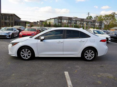 Used 2023 Toyota Corolla LE image 10